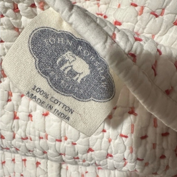 John Robshaw Hand Stitched king quilt Coverlet White -Red Stitches Cotton - Picture 3 of 4
